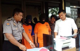 Dua Pria Pembuat KK dan KTP Palsu di Jombang Ditangkap