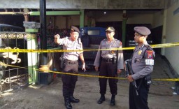 Warga Jember Dibunuh di Depan Istri dan Anaknya