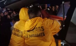 Seorang Wanita di Surabaya Tewas Bersimbah Darah, Diduga Dibunuh