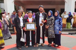 Pemkab Ponorogo Sabet Dua Penghargaan Tingkat Nasional dan Provinsi