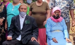 Perjalanan Asmara Pemuda di Nganjuk yang Nikahi Nenek Berumur 72 Tahun