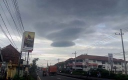 Fenomena Hujan di Musim Kemarau, Begini Penjelasan BMKG