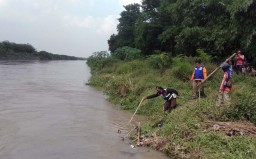 Seorang Remaja di Mojokerto Dilaporkan Hilang Terseret Air Sungai