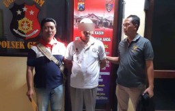 Pencuri Uang Kotak Amal Masjid di Mojokerto Babak Belur Dihajar Warga