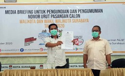 Sah! Machfud Arifin-Mujiaman dan Eri Cahyadi-Armudji Jadi Paslon