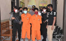 Dua Pengedar Sabu ini Manfaatkan Pot Bunga Terminal untuk Transaksi