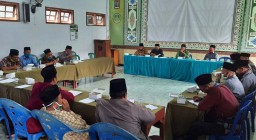 Wajib Rapid Test Bikin Galau Pengurus Ponpes, Ini Solusi Bupati Ipong