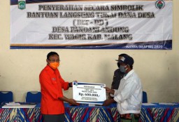 Kabupaten Malang Awali Penyaluran BLT DD di Desa Pandanlandung