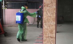 Warga NU di Jenangan Ponorogo Bikin Cairan Disinfektan Mandiri