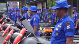Siaga Banjir, Ditpolairud Polda Jatim Siapkan Tim SAR