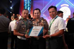 Polres Trenggalek Sabet Penghargaan dari KemenPAN-RB