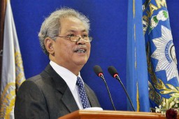 Abdul Malik Fadjar Tutup Usia, Khofifah: Almarhum Pejuang Pendidikan