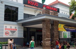 Seorang Pria Diisolasi di RSUD Jombang Setelah Pulang Umrah