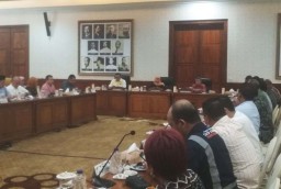 SMA dan SMK di Jatim Tak Diliburkan, Ini Alasan Pemprov