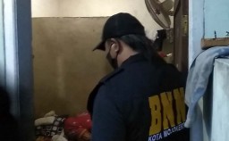 Razia Kos di Kota Mojokerto, Petugas Temukan Alat Isap Sabu dan Sajam