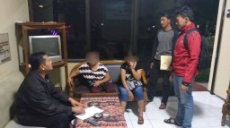 Empat PSK Digerebek saat Layani Tamu, Celana Dalam hingga Uang Disita