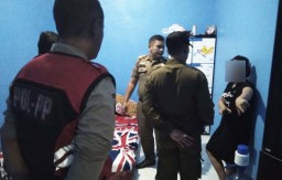 Razia Rumah Kos Tak Berizin, Temukan Tiga Pasangan Bukan Suami Istri