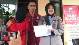 Cerita Petualangan Yoko Merekam Bagian Dalam Rok Wanita di Minimarket