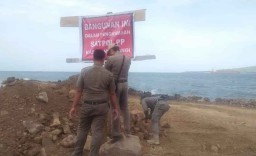 Diduga Ilegal, Proyek Reklamasi Pantai Watu Dodol Banyuwangi Disegel