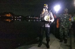 Seorang Remaja Dilaporkan Hilang Tenggelam di Long Storage Mojokerto