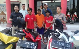 Curi 18 Motor dan Rampas HP, Tiga Bandit di Surabaya Ditembak
