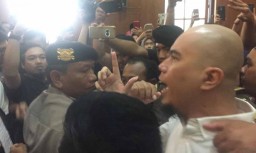 Kuasa Hukum Tolak Penahanan Ahmad Dhani, Suasana PN Surabaya Memanas