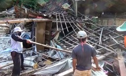 Sebuah Rumah di Madiun Roboh, Satu Orang Terluka