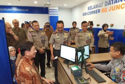 Layanan SIM Corner Resmi Dibuka di BG Junction Surabaya