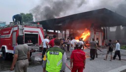 Kilas Berita Hot: Kebakaran SPBU hingga Bonceng Anak di Keranjang
