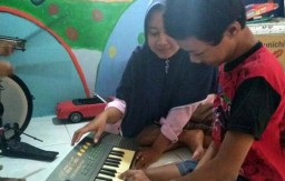 Sanggar Difabel Al Ikhlas Gresik Harapkan Bangunan Sekolah Layak