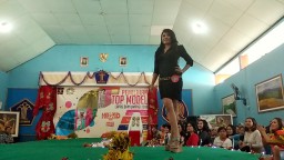 Menengok 'Model' Napi di Lapas Banyuwangi Saat Berjalan di Catwalk
