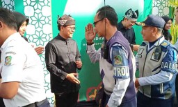 Bupati Anas Ajak ASN Doakan Soekarno dan  KH Abdul Wahab Chasbullah