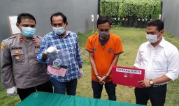 Kelabuhi Polisi, Pengedar Narkoba Sembunyikan Pil Ekstasi dalam Mulut