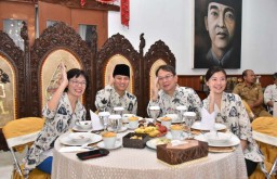 Senior Director TIF Puji Keramahan Bupati Trenggalek Nur Arifin