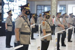 Kabid Humas hingga Dirreskrimsus Polda Jatim Resmi Berganti