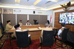 Bupati Anas Sharing Strategi New Normal Pariwisata Banyuwangi