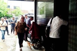 Sidak Rumah Pijat di Jalan Tunjungan Surabaya, Anggota DPRD Dibentak