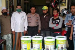 Sindikat Penjual Cat Palsu di Pasuruan Tipu Takmir Masjid