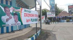 Datang ke Ponorogo, Sandiaga Disambut Spanduk Jokowi-Ma'ruf