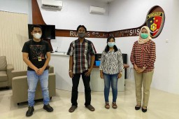 Pemotor Mesum di Surabaya itu Ternyata Pasangan Suami Istri