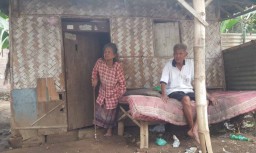Kasihan, Mata Suami Istri Miskin di Probolinggo ini Buta