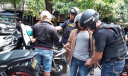 Sisir Daerah Rawan di Dinoyo, Polisi Amankan Dua Orang