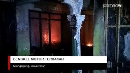 Video: Bengkel Motor Terbakar