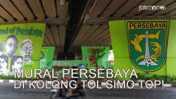 Video: Mural Persebaya di Kolong Tol Simo TOP!