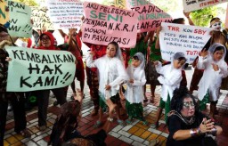 Gamelan Diambil Pemkot, Puluhan Seniman Surabaya Wadul ke Dewan
