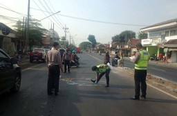 Tertabrak Truk Misterius, Penjual Bensin Eceran di Pasuruan Tewas