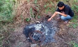 Misteri Kawat Bekas Ban di Lokasi Penemuan Tengkorak Gosong Mojokerto