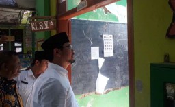 Dituding Tak Berpihak Pada Pendidikan, Plt Wali Kota Pasuruan Menjawab