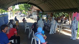 Kontak Erat dengan Ibu Melahirkan Konfirm Corona, 51 Warga Diuji Swab