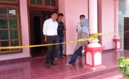 Tulisan Wasiat Pria yang Ditemukan Tewas Bersimbah Darah di Blitar